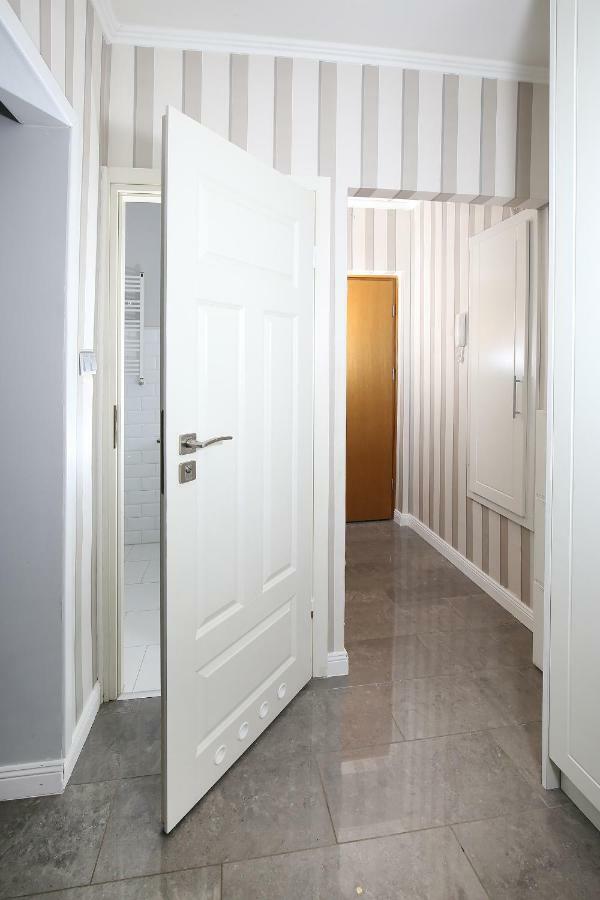 100-Sio Apartamenty Rejtana 코잘린 외부 사진